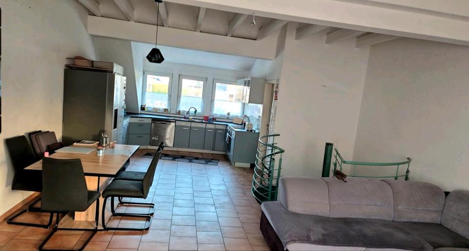 Reihenhaus Burladingen - 5 Zimmer, 140 m&sup2;, 1.000&euro; | Angebot:25403159
