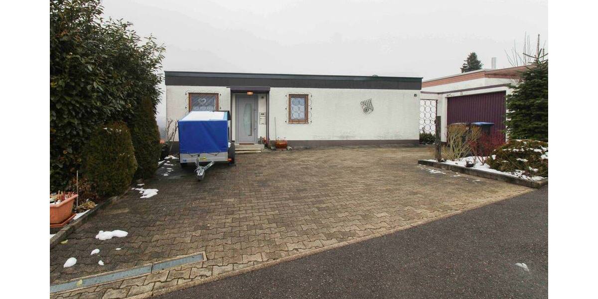 Einfamilienhaus Bad Urach Sirchingen - 4 Zimmer, 104 m&sup2;, 295.000&euro; | Angebot:26037310