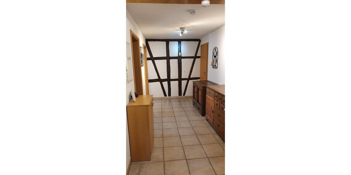 Etagenwohnung Rottenburg am Neckar - 5.5 Zimmer, 1.230 m&sup2;, 1.230&euro; | Angebot:25839362