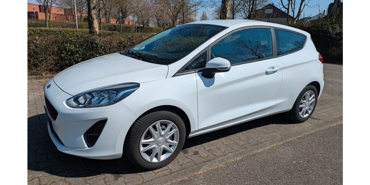 Ford Fiesta 68.800 km 7.400 &euro; Ostfildern 73760