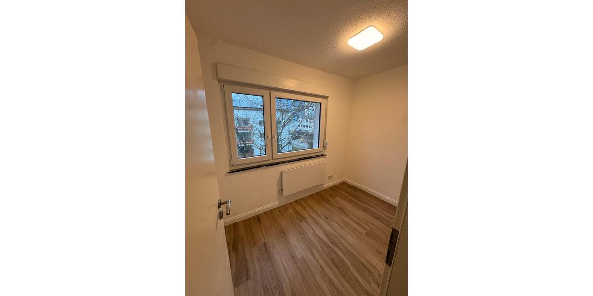 Etagenwohnung Tübingen Derendingen - 3 Zimmer, 70 m&sup2;, 1.055&euro; | Angebot:25415780