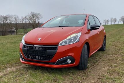 Peugeot 208 35.000 km 7.250 &euro; Mehrstetten 72537
