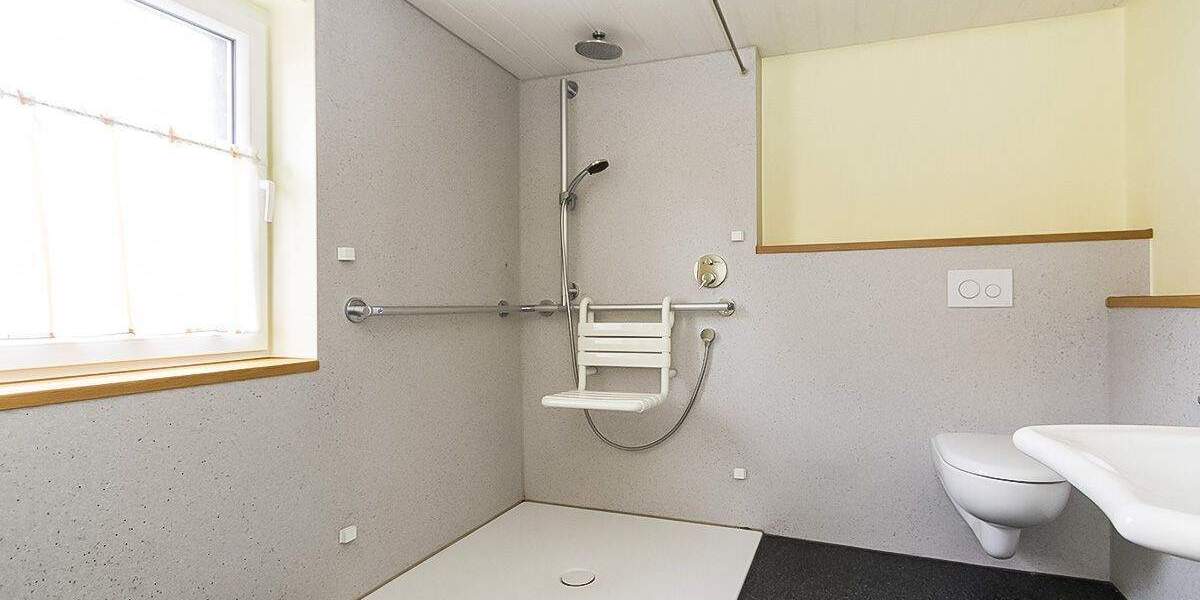 Bauernhaus, Landhaus Gomadingen Dapfen - 6 Zimmer, 195 m&sup2;, 268.000&euro; | Angebot:25768290