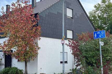 Haus Herrenberg - 6.5 Zimmer, 140 m&sup2;, 460.000&euro; | Angebot:27638813
