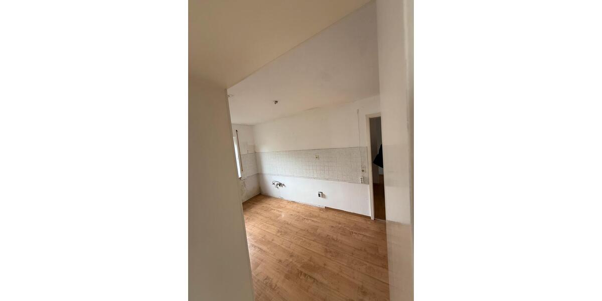 Hochparterre Altdorf - 3 Zimmer, 76 m&sup2;, 1.050&euro; | Angebot:26003069