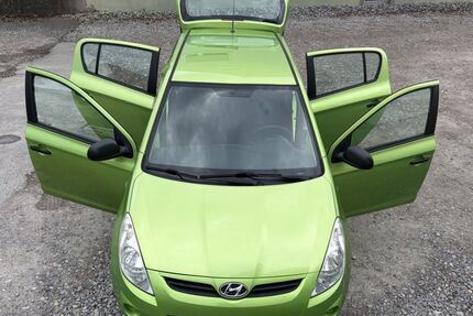 Hyundai i20 107.568 km 4.690 &euro; Böblingen 71032