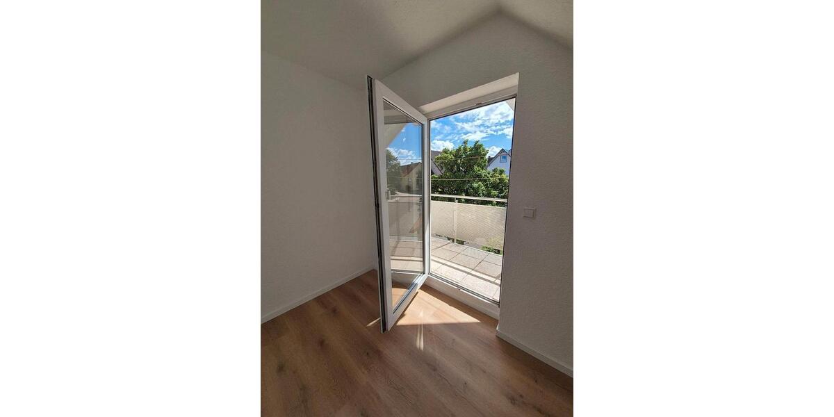 Dachgeschoßwohnung Trochtelfingen - 5 Zimmer, 85 m&sup2;, 900&euro; | Angebot:27601277