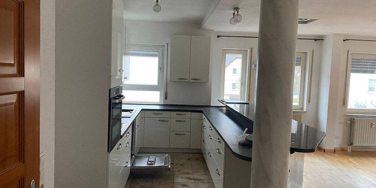 Etagenwohnung Unterhausen Unterhausen - 4 Zimmer, 110 m&sup2;, 350.000&euro; | Angebot:25927759