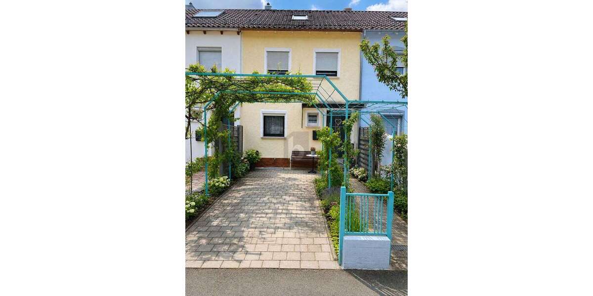 Einfamilienhaus Reutlingen Reutlingen-Betzingen - 4.5 Zimmer, 95 m&sup2;, 450.000&euro; | Angebot:26633620