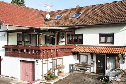 Haus Gammertingen - 8 Zimmer, 206 m&sup2;, 315.000&euro; | Angebot:25681860