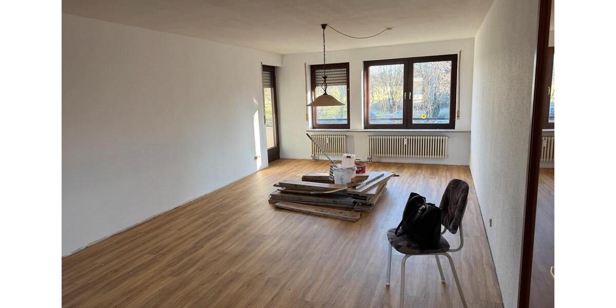 Etagenwohnung Filderstadt - 3.5 Zimmer, 96 m&sup2;, 1.400&euro; | Angebot:25317777