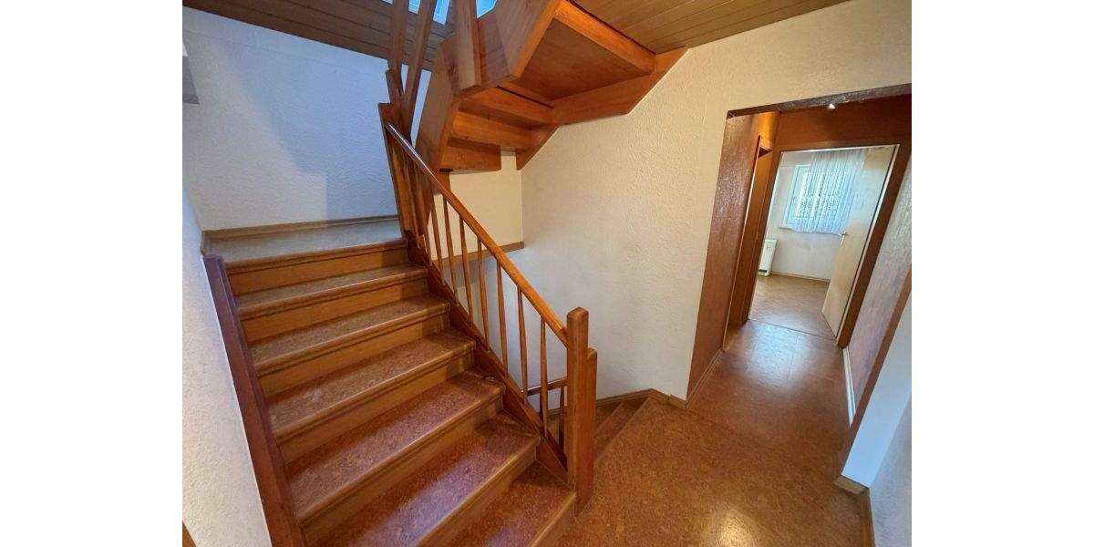 Doppelhaushälfte Metzingen - 5 Zimmer, 94 m&sup2;, 298.000&euro; | Angebot:25671341