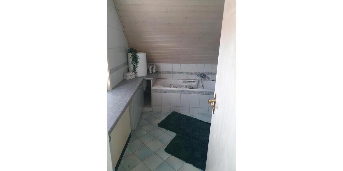 Einfamilienhaus Dettingen an der Erms - 5 Zimmer, 120 m&sup2;, 400.000&euro; | Angebot:25612408