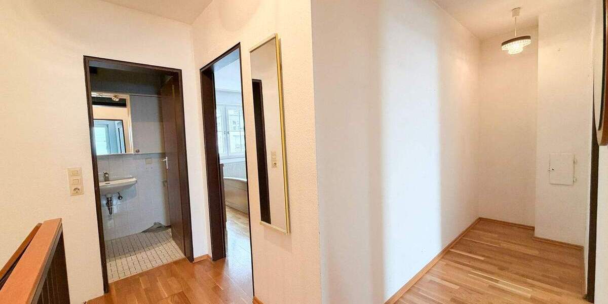 Reihenmittelhaus Plochingen - 4 Zimmer, 105 m&sup2;, 420.000&euro; | Angebot:25687305