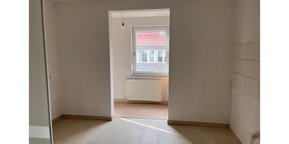 Erdgeschoßwohnung Metzingen - 4 Zimmer, 92 m&sup2;, 1.105&euro; | Angebot:25157268