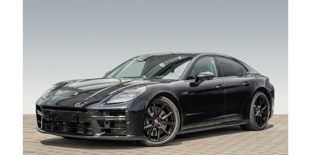 Porsche Panamera 9.900 km 156.450 &euro; Reutlingen 72770