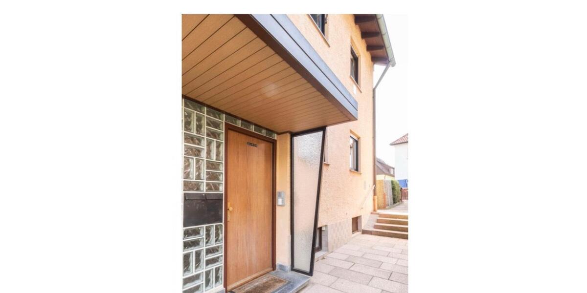 Reihenhaus Neuhausen auf den Fildern - 8 Zimmer, 160 m&sup2;, 620.000&euro; | Angebot:26679283