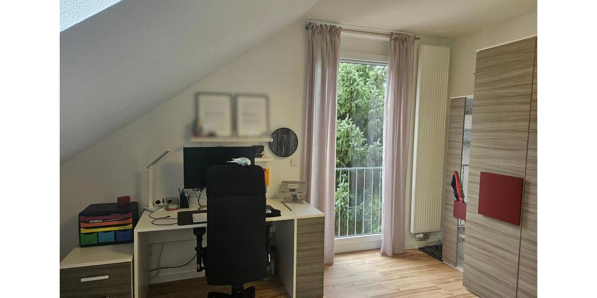 Doppelhaushälfte Reutlingen Reutlingen (Kernstadt) - 5.5 Zimmer, 136 m&sup2;, 739.000&euro; | Angebot:25590001