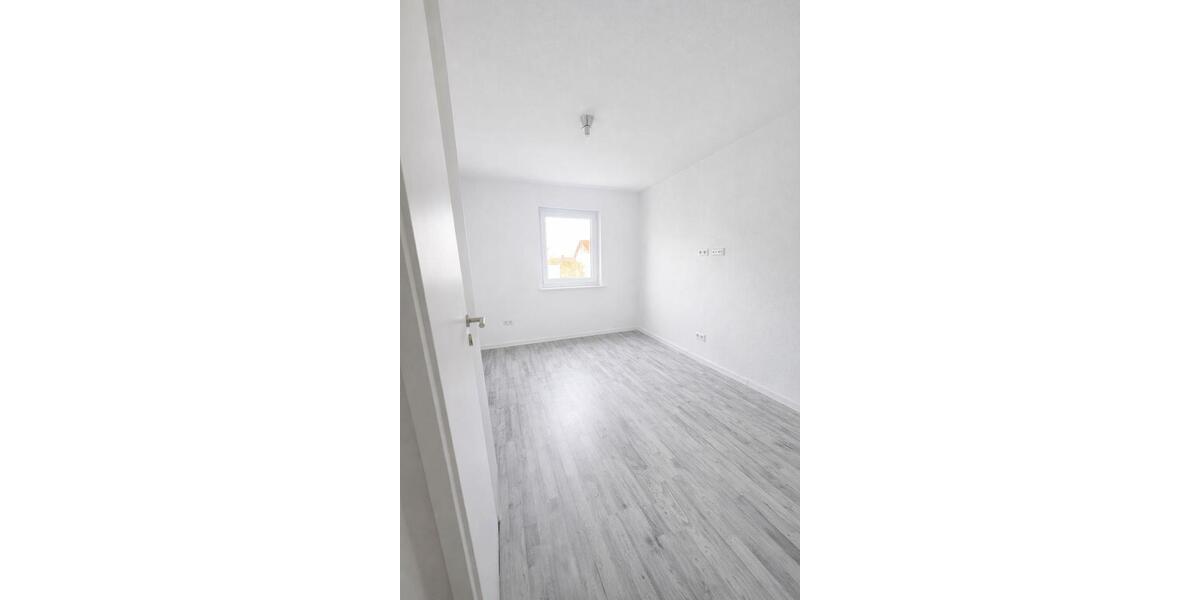 Etagenwohnung Esslingen am Neckar Pliensauvorstadt - 3 Zimmer, 75 m&sup2;, 1.400&euro; | Angebot:26019803