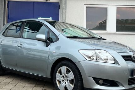 Toyota Auris 175.000 km 3.490 &euro; Lichtenstein Unterhausen 72805