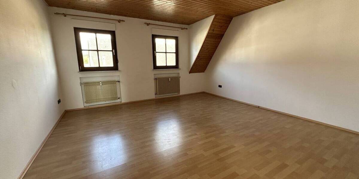 Einfamilienhaus Hirrlingen - 7 Zimmer, 220 m&sup2;, 379.000&euro; | Angebot:26698398