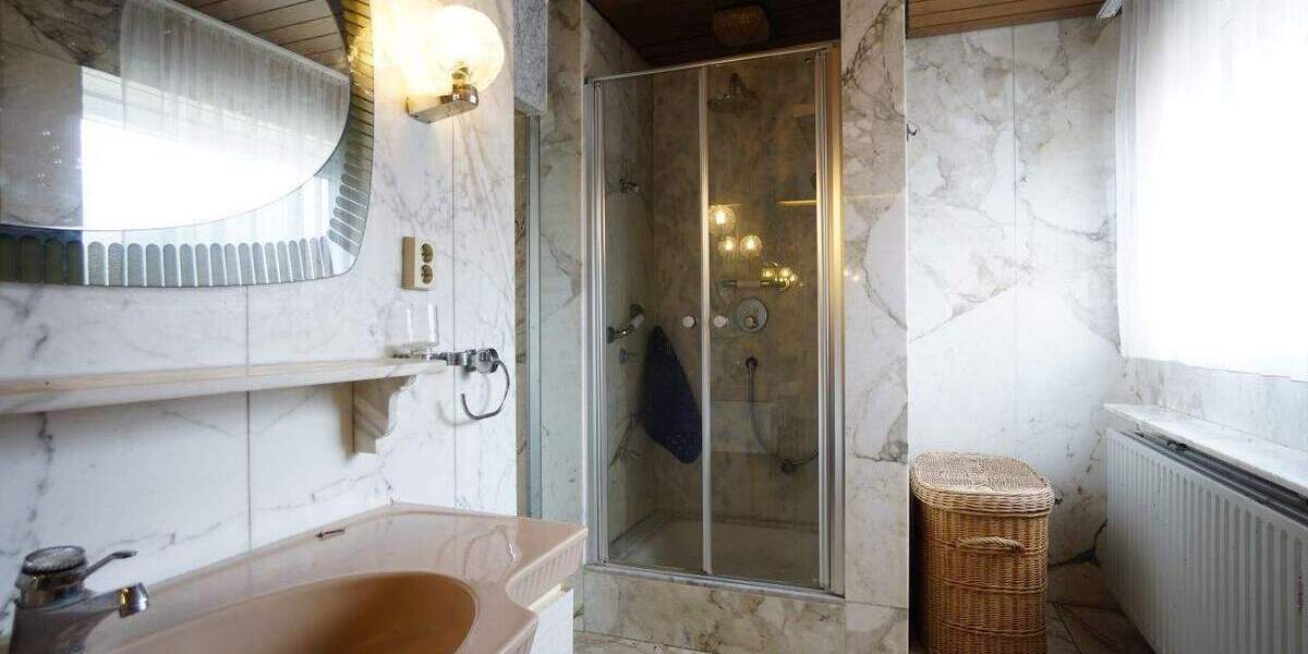 Einfamilienhaus Pliezhausen - 7 Zimmer, 196 m&sup2;, 690.000&euro; | Angebot:25697066