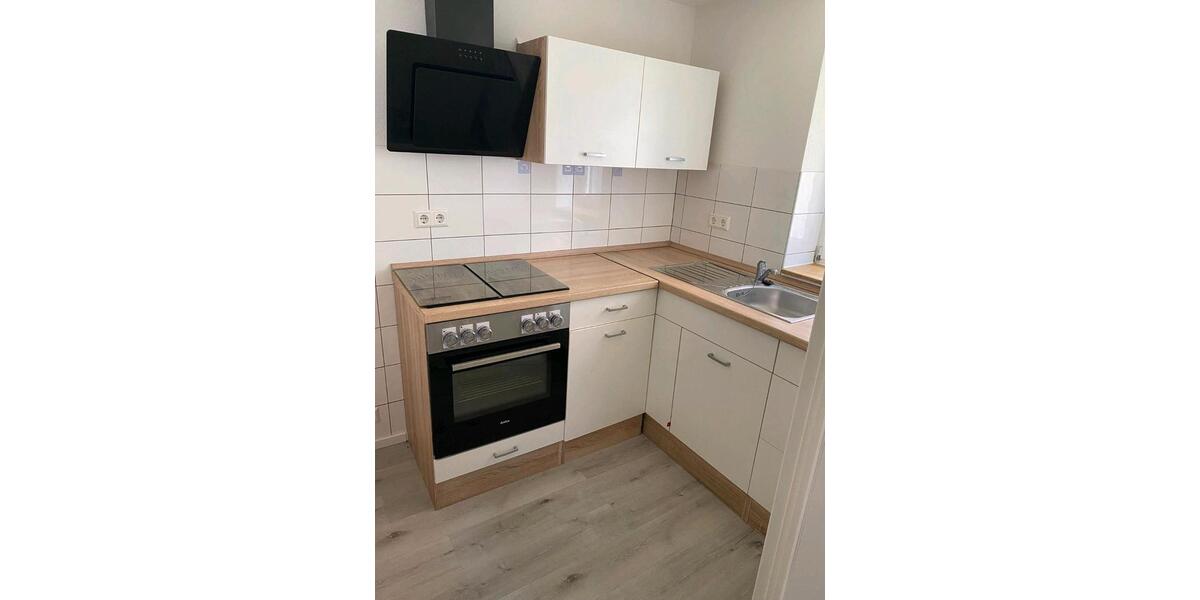 Etagenwohnung Rottenburg am Neckar - 4 Zimmer, 60 m&sup2;, 700&euro; | Angebot:25942981