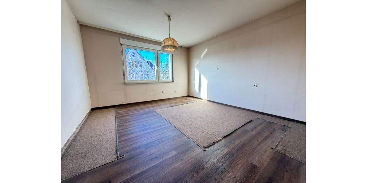 Doppelhaushälfte Metzingen - 5 Zimmer, 94 m&sup2;, 298.000&euro; | Angebot:25671341