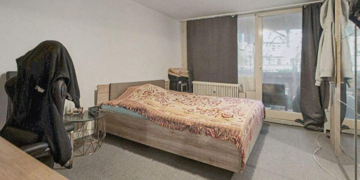 Etagenwohnung Sindelfingen Mitte - 3 Zimmer, 81 m&sup2;, 270.000&euro; | Angebot:25822080