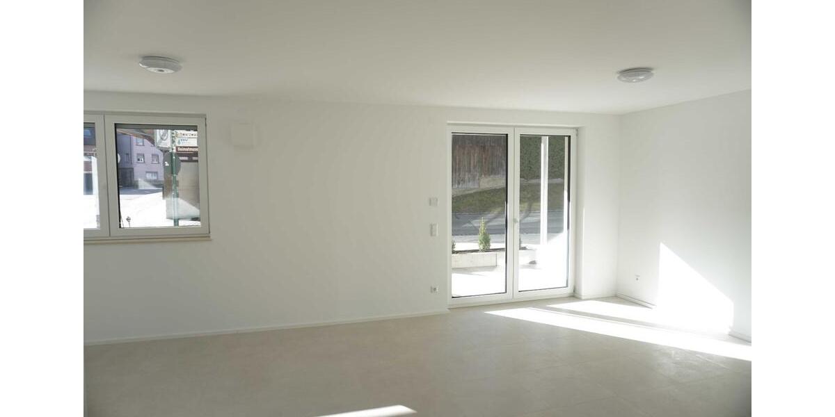 Erdgeschoßwohnung Neustetten - 2.5 Zimmer, 65 m&sup2;, 1.000&euro; | Angebot:25353978