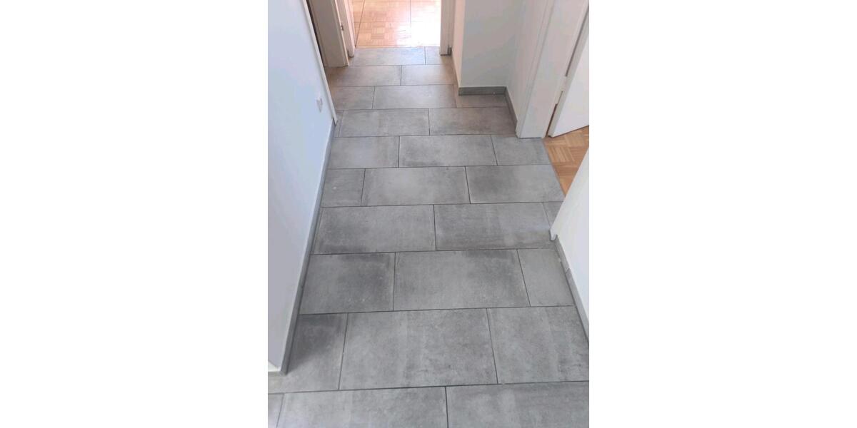 Dachgeschoßwohnung Esslingen am Neckar Pliensauvorstadt - 2.5 Zimmer, 44 m&sup2;, 840&euro; | Angebot:25839383