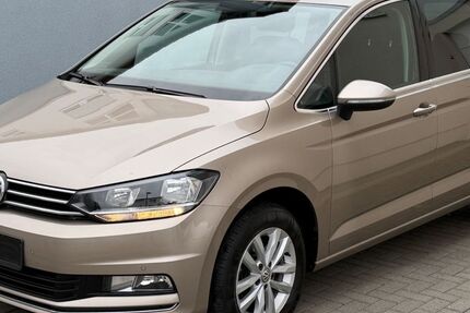 VW Touran 96.000 km 15.950 &euro; Böblingen 71032