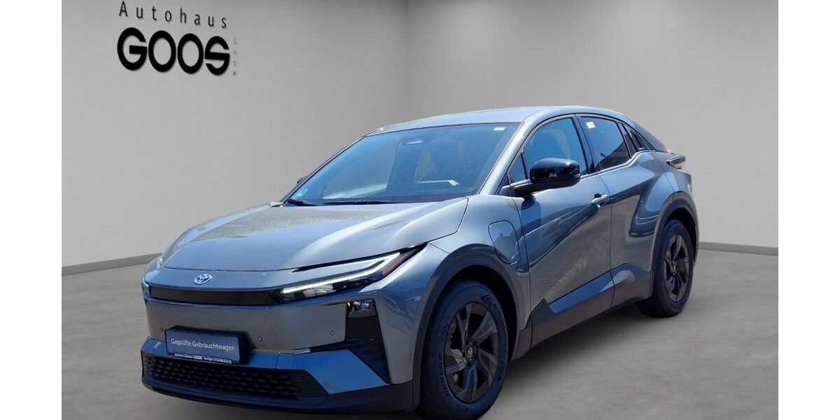 Toyota C-HR 1.111 km 42.990 &euro; Nürtingen 72622