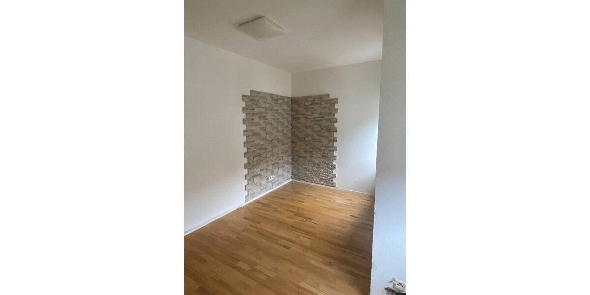 Etagenwohnung Unterhausen Unterhausen - 4 Zimmer, 110 m&sup2;, 350.000&euro; | Angebot:25927759