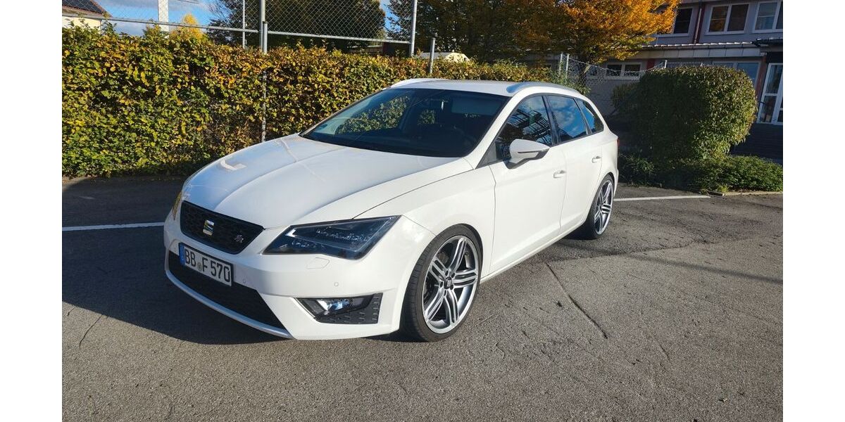Seat Leon 152.000 km 10.800 &euro; Altdorf 71155
