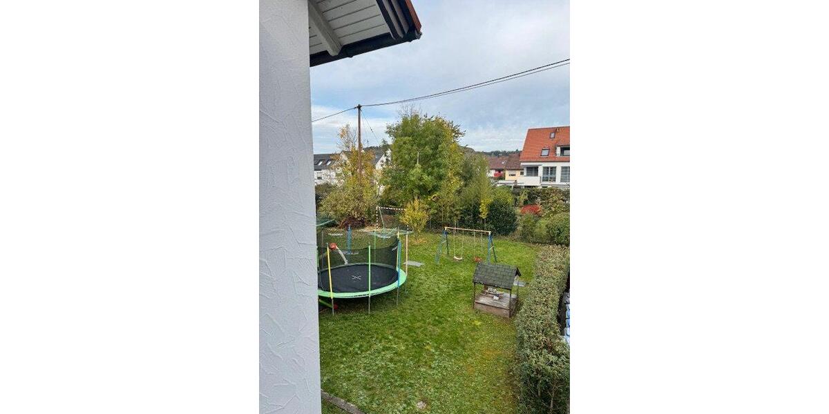 Etagenwohnung Frickenhausen - 3.5 Zimmer, 80 m&sup2;, 250.000&euro; | Angebot:26039120