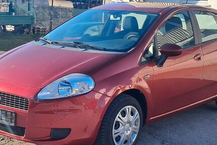 Fiat Grande Punto 131.000 km 1.980 &euro; Lichtenstein-Unterhausen 72805