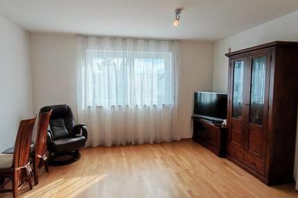 Wohnung Esslingen am Neckar Hegensberg - 4 Zimmer, 90 m&sup2;, 1.200&euro; | Angebot:25959556