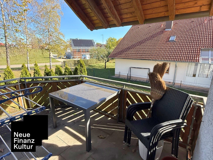Etagenwohnung Bad Urach Hengen - 3 Zimmer, 86 m&sup2;, 730&euro; | Angebot:27685318