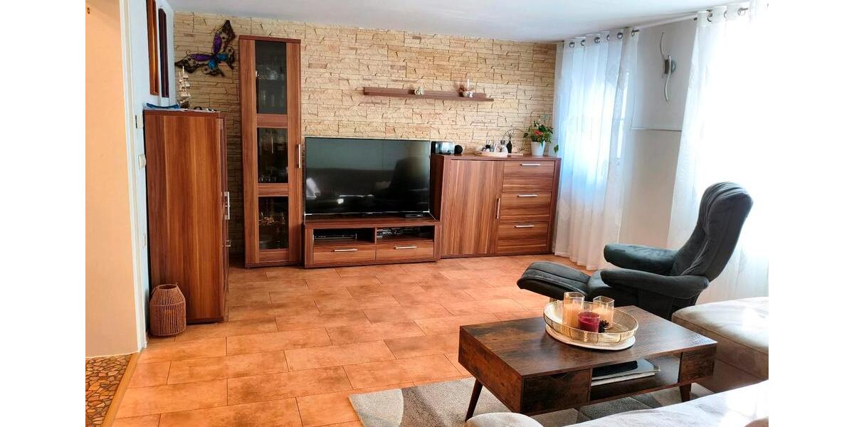 Einfamilienhaus Bad Urach - 6 Zimmer, 180 m&sup2;, 359.000&euro; | Angebot:25398135