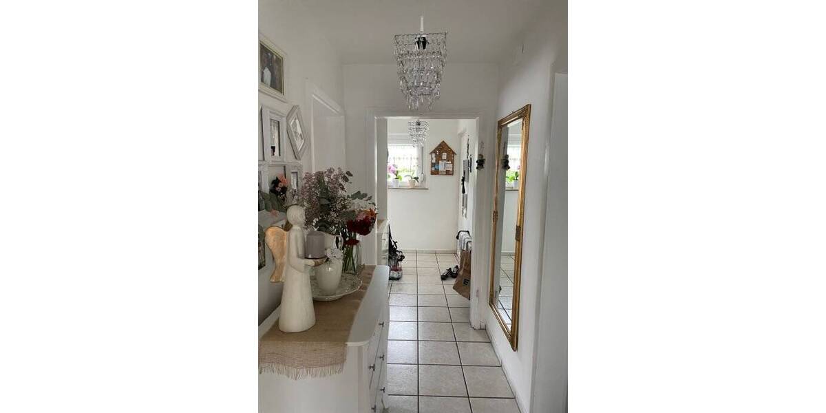 Etagenwohnung Nürtingen Oberensingen - 4 Zimmer, 90 m&sup2;, 299.000&euro; | Angebot:25773635