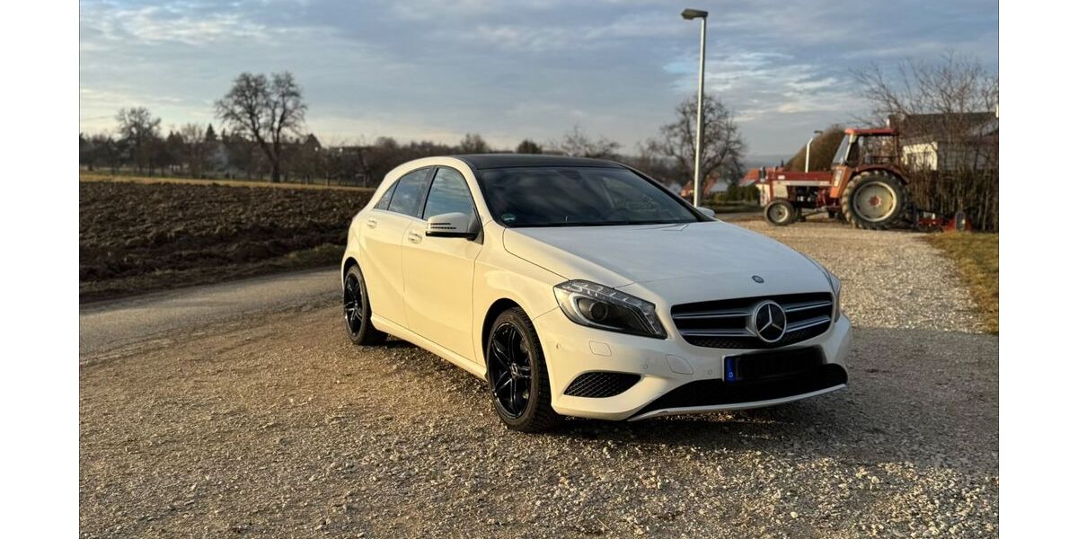 Mercedes-Benz A 200 114.415 km 12.499 &euro; Reutlingen 72768
