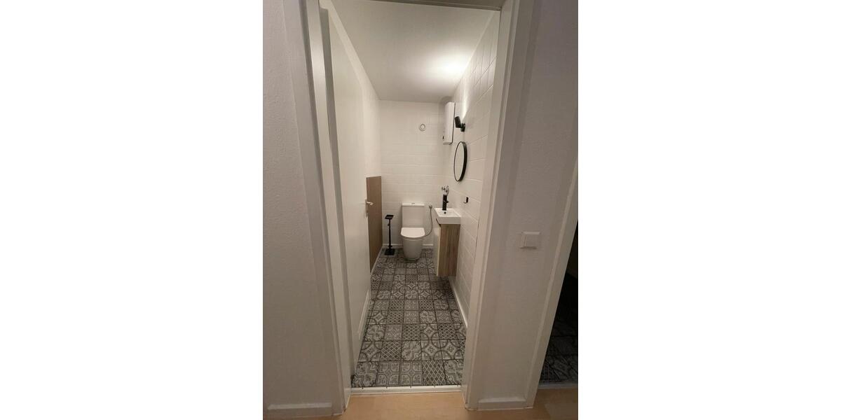 Erdgeschoßwohnung Bad Urach - 2 Zimmer, 75 m&sup2;, 980&euro; | Angebot:27601270