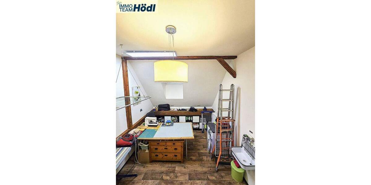 Einfamilienhaus Reutlingen Sondelfingen - 6 Zimmer, 180 m&sup2;, 670.000&euro; | Angebot:25865087