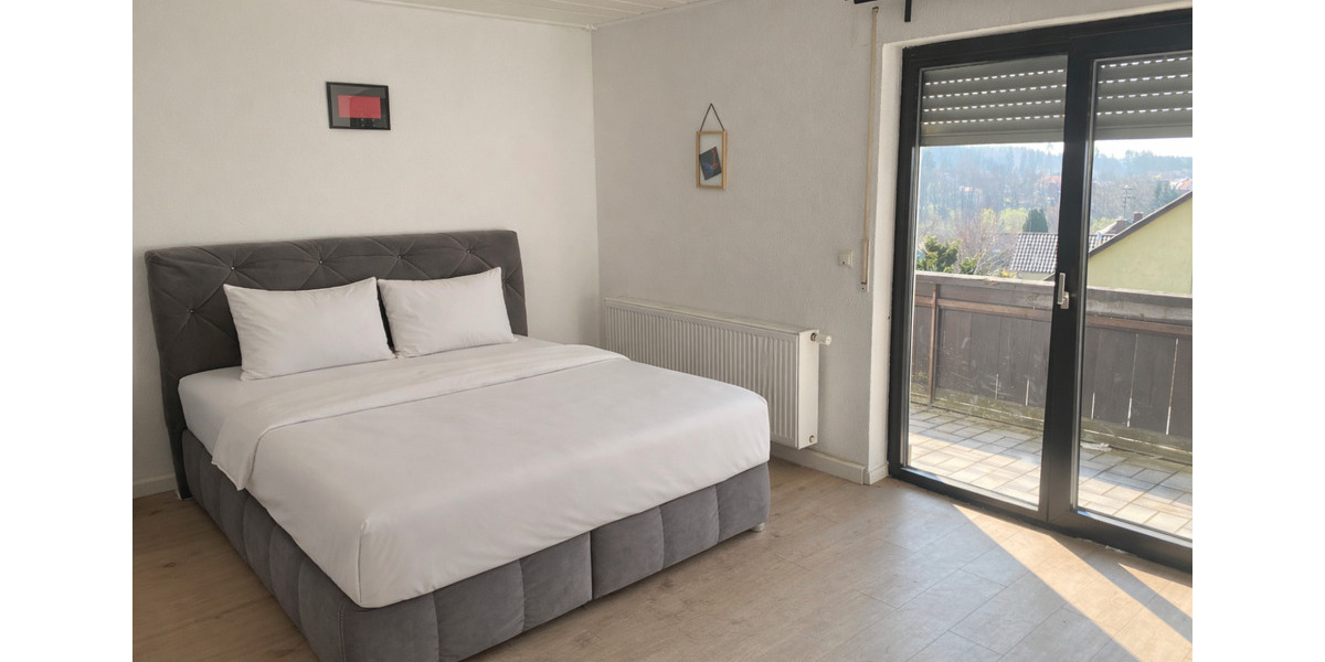 Etagenwohnung Bisingen - 4 Zimmer, 90 m&sup2;, 980&euro; | Angebot:25948420