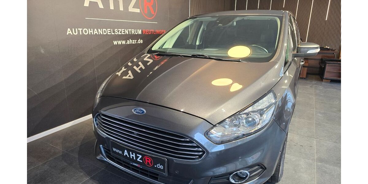 Ford S-Max 80.000 km 17.990 &euro; Reutlingen 72760