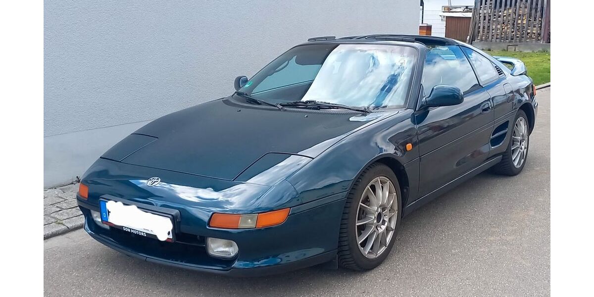 Toyota MR 2 102.000 km 15.800 &euro; Holzgerlingen 71088