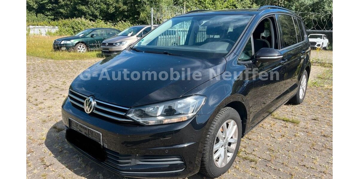 VW Touran 129.900 km 15.990 &euro; Neuffen 72639