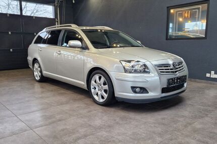 Toyota Avensis 139.500 km 4.999 &euro; Gäufelden 71126