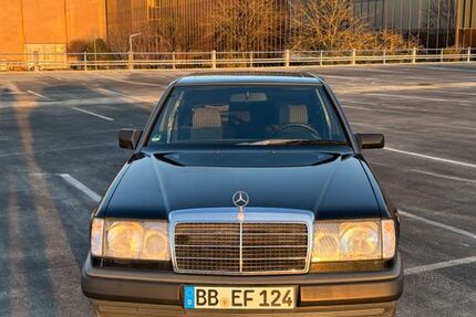 Mercedes-Benz 200 162.822 km 4.500 &euro; Sindelfingen 71063